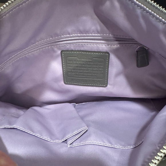 Coach Signature Shoulder Bag in Gray and Cream - Picture 5 of 8